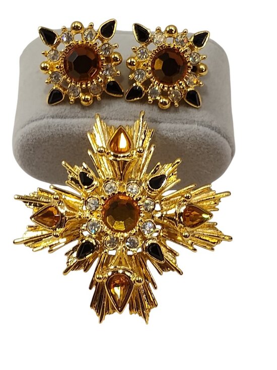 Joan Rivers Jewelry - Vintage Joan Rivers Maltese Cross Rhinestone Brooch & Clip On Earrings LOT